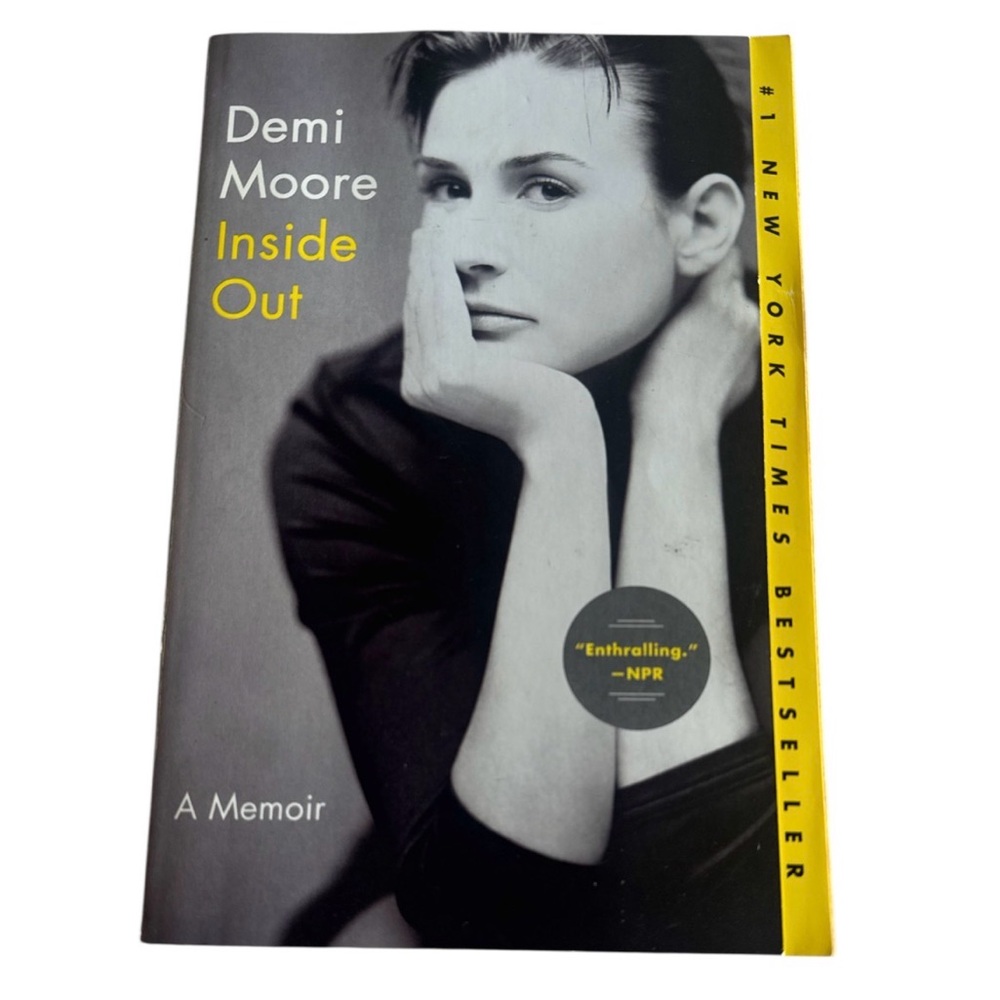PAPERBACK Demi Moore Inside Out: A Memoir